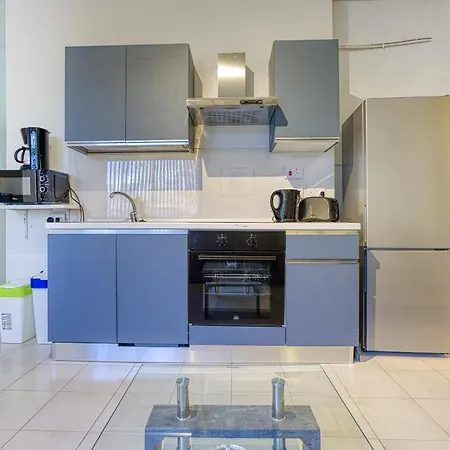 アパート Charming 2br With Balcony & Views, By 360 Estates *