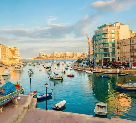 Charming 2br With Balcony & Views, By 360 Estates * Sliema