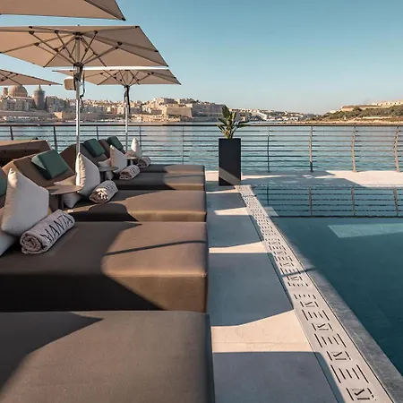 Charming 2br With Balcony & Views, By 360 Estates * Sliema