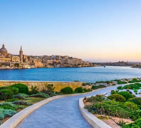 Charming 2br With Balcony & Views, By 360 Estates Apartment Sliema