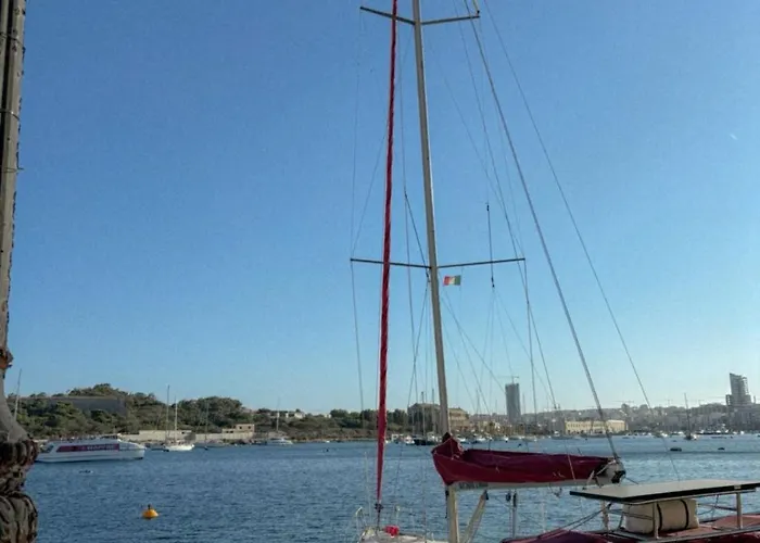 Apartment Charming 2br With Balcony & Views, By 360 Estates Sliema