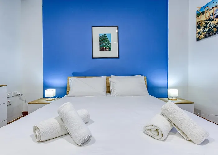 Charming 2br With Balcony & Views, By 360 Estates