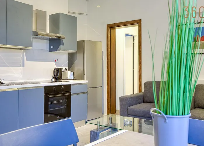 Charming 2br With Balcony & Views, By 360 Estates * Sliema